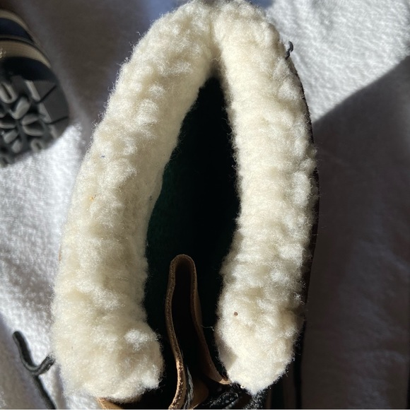 Women’s size 6 winter boots - Picture 5 of 7